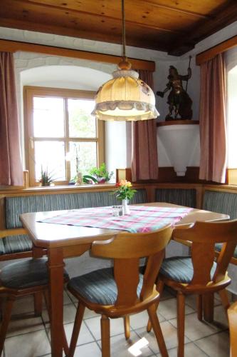 Étterem, Gasthaus zum Stausee in Grafenau