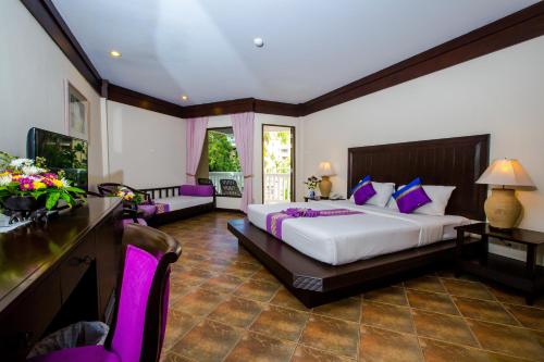 room detail thumbnail 0