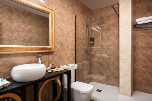 SUITE 1907 AVILES - image 7