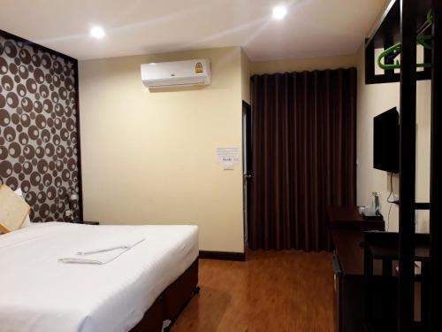 The Parawood Natrang Hotel
