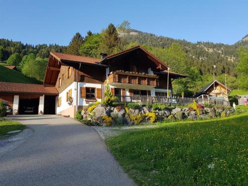 Haus Eckwiesen - Apartment - Oberjoch-Hindelang