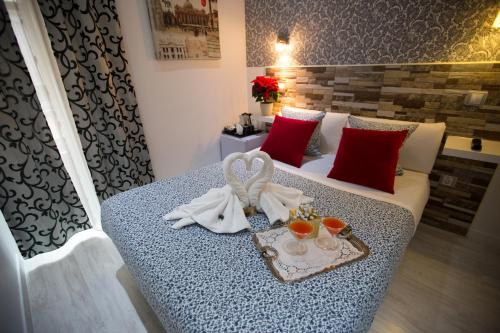 Hostal Adis - image 10