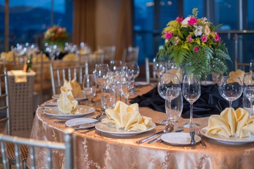 Banquet hall, Golden Prince Hotel & Suites in Cebu