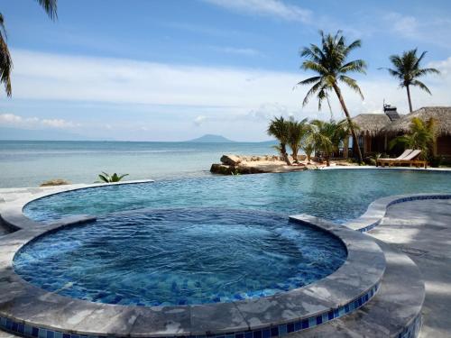 Swimming pool, Phu Quoc Kim 2 Beach Front Resort near Đình Thần Nguyễn Trung Trực Pagoda