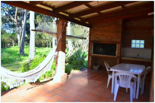 Adi y Dina Cabanas in La Paloma