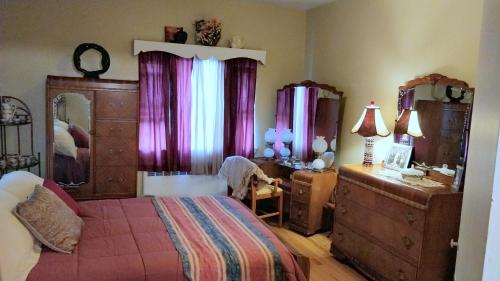 Maurrocks - A Pocono Mountains B&B