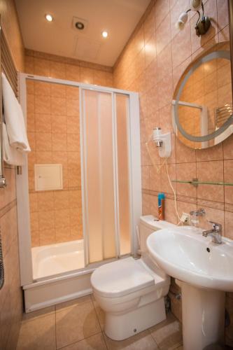 Zodiak Boutique Hotel Zodiak Boutique Hotel is perfectly located for both business and leisure guests in Moscow. Offering a variety of facilities and services, the hotel provides all you need for a good nights sleep. All 