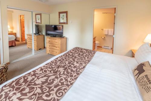 Two-Bedroom Apartment (Unit 31)
