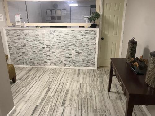 Enterprise Motel – Kissimmee, FL