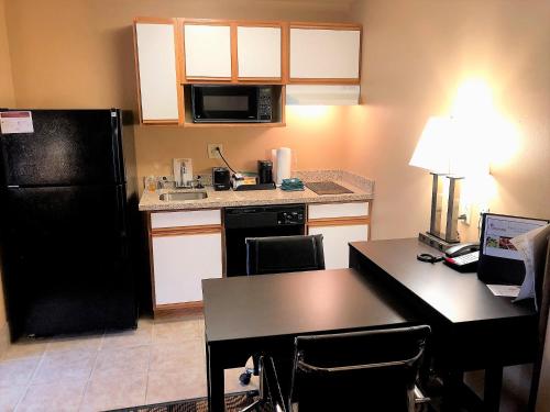 Konyha, Hawthorn Extended Stay by Wyndham Milwaukee Airport in Oak Creek