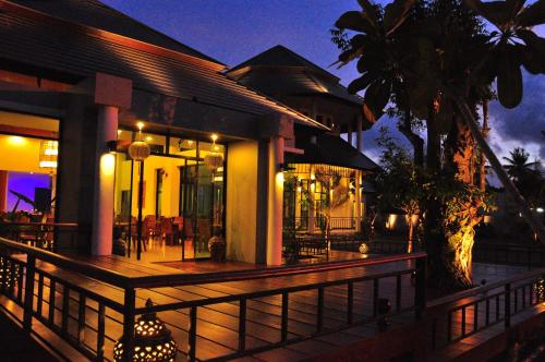 Restaurant, Navatara Phuket Resort near Promthep Cape