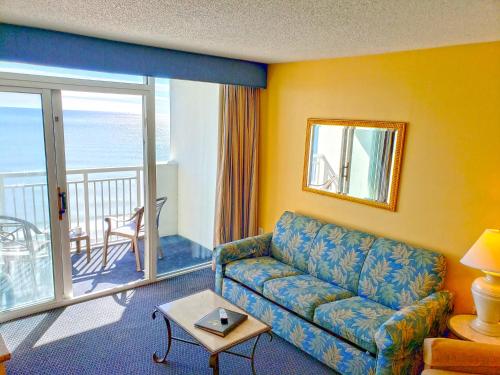 Stunning Views from this 17th Floor Central Myrtle Beach Resort!