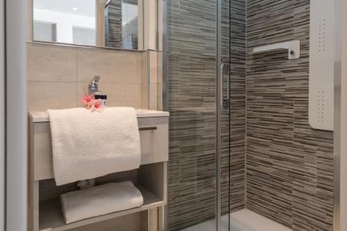 Hotel Montecarlo 3 Stelle Superior – Caorle, GA