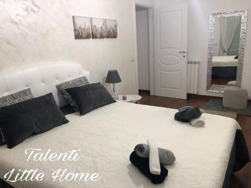  Talenti little home, Ferienwohnung in Rom