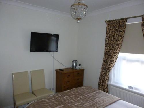 1 double bed