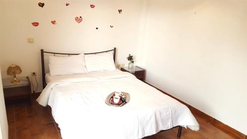 Horizon apartment Athens near to Acropolis, sea & subway, Athens (photo 10)