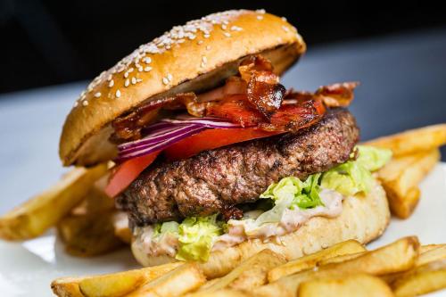 Flora Cozy Apartment - image 8