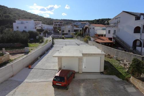Apartments by the sea Slatine Ciovo - 14541 - image 6