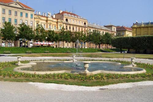 Apartments with WiFi Zagreb - 16061 - image 3