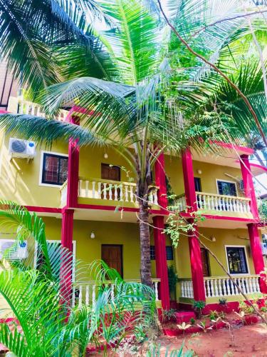 Laliguras Villa Beachside Escape - 100m from Candolim Beach – Candolim Beach, KY