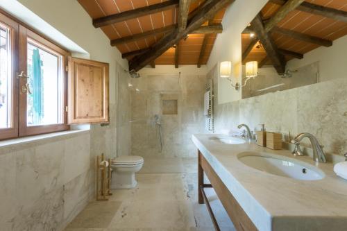 3bdrm luxury Apartment in Tuscan Villa,Private Estate, shared Swimmingpool, Florence (photo 8)