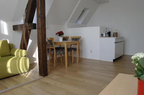 Gastehaus Goethe 4.1km von Schlierberghof entfernt