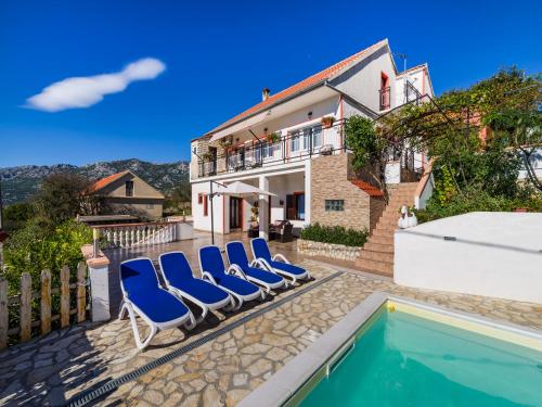 Villa with Sea View