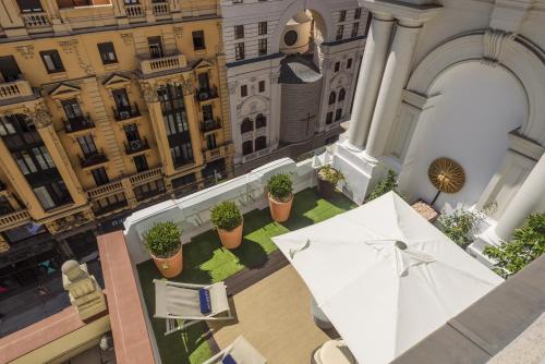 Double or twin room, deluxe, terrace