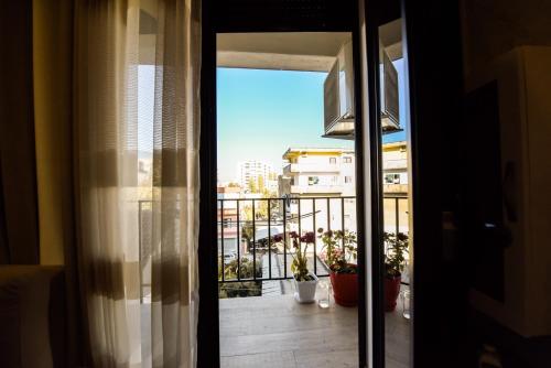 Luxury Apartment - image 3