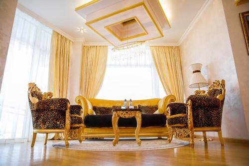 Hotel Kyiv - image 3