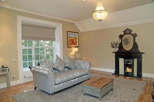 Greenway Manor Hotel