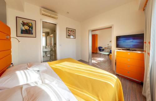 Hotel Continental - image 3
