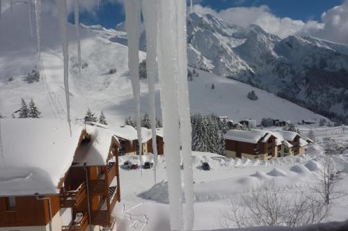 les Grandes Pistes a - Location saisonnière - Manigod