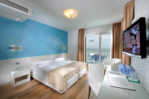 Grand Hotel Playa - image 3