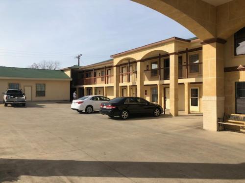 Pinn Road Inn and Suites Lackland AFB and Seaworld in San Antonio, USA