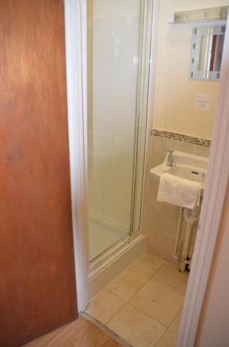 Lady Hamilton Inn - image 3