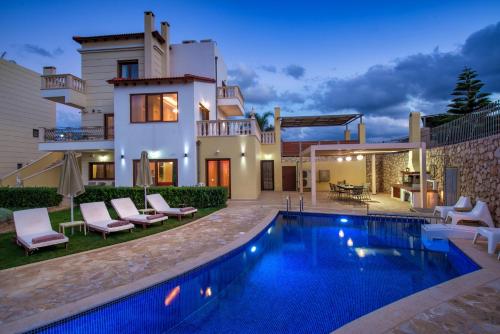 Azzuro Villa with private pool by Estia