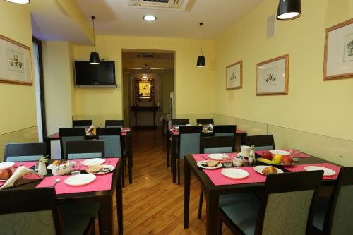 Rigel Hotel - image 7