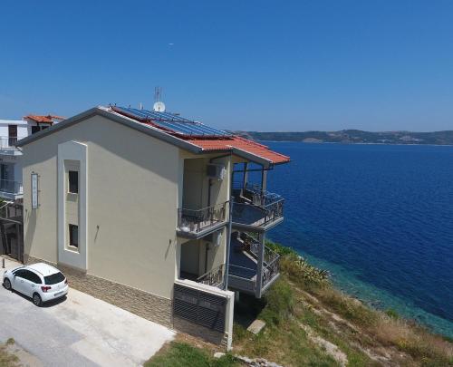  Drenia Studios in Amolianí