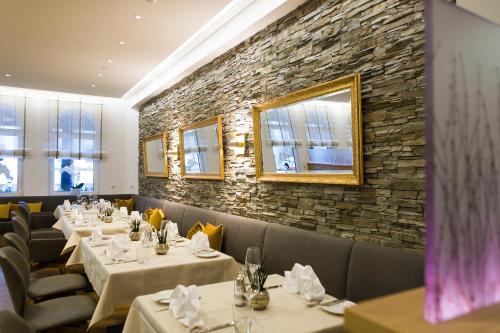 Hotel & Restaurant Goldener Pflug - image 6