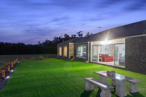 Exterior view, Serviced Houses - Bulla Hill in Sunbury