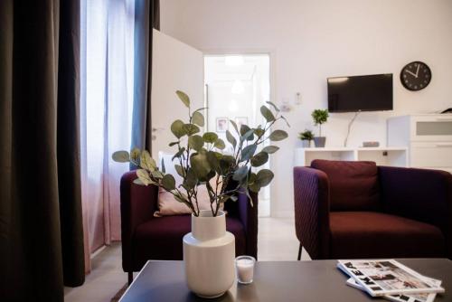 Very central new and comfy apartment with A/C - image 11