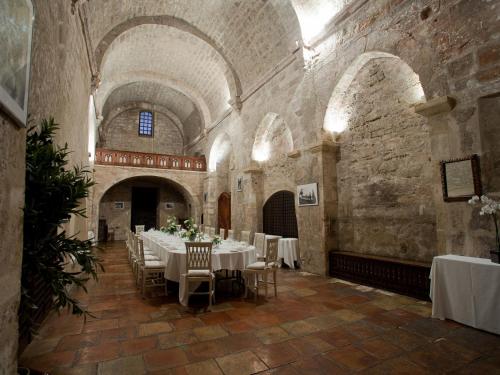 Garrigae Abbaye de Sainte Croix - image 7