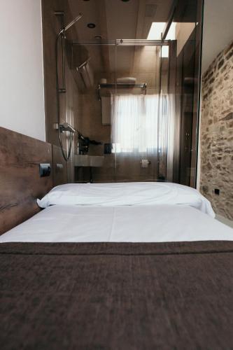 1 twin bed