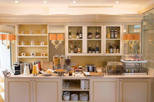 Hotel De Suede Saint Germain - image 10