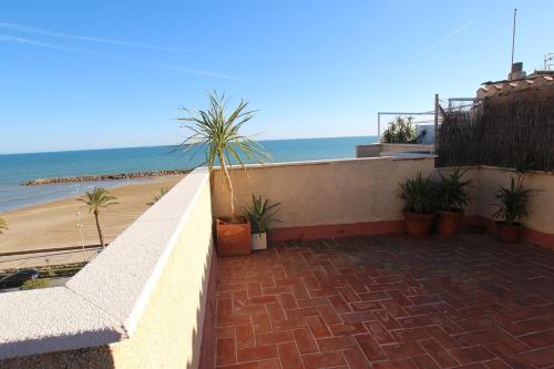 Espectacular atico duplex con vistas al mar
