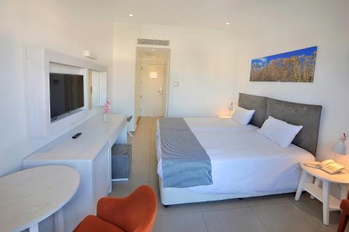 Nissiana Hotel & Bungalows - image 4