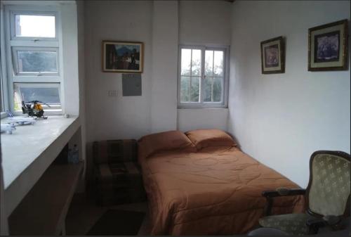 2 bedrooms, 4 beds