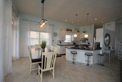 62 Moody Dr - image 5
