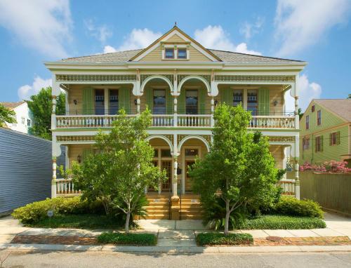 Maison Perrier Bed & Breakfast New Orleans